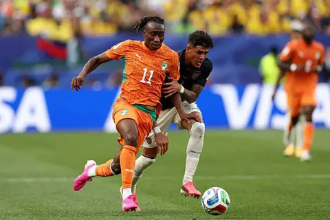 ليفربول لم يفقد الأمل.. عرض جديد مرتقب لضم ديوماندي